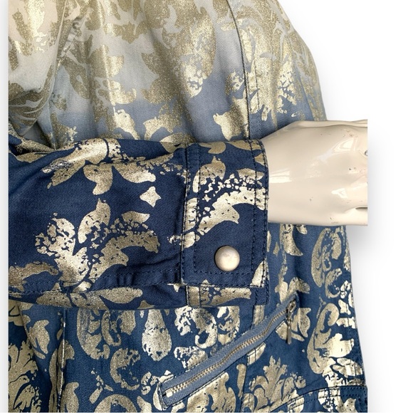 CHICO’S SILVER/BLUE/WHITE FOIL OMBRÉ COTTON JACKET. CHICO’S WOMEN’s SIZE 2 - Picture 6 of 9